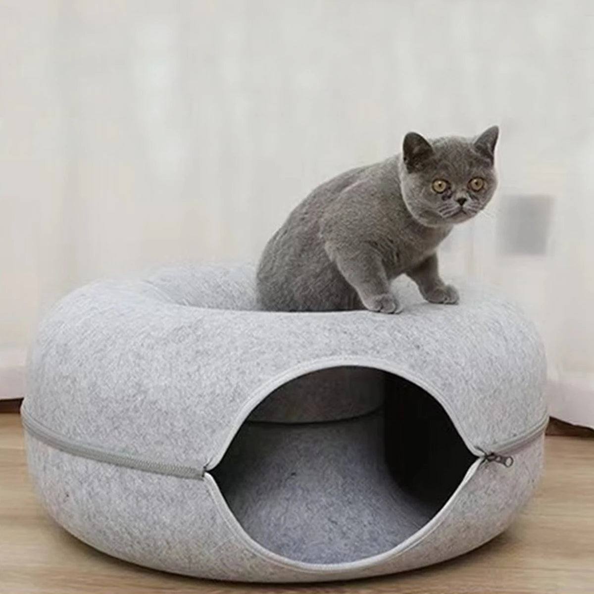 2-in-1 Felt Donut Cat Bed & Tunnel with Breather Hole