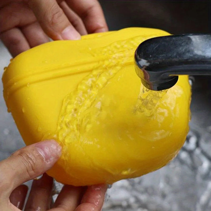 Silicone Dog Treat Training Bag – Waterproof with Magnetic Clip